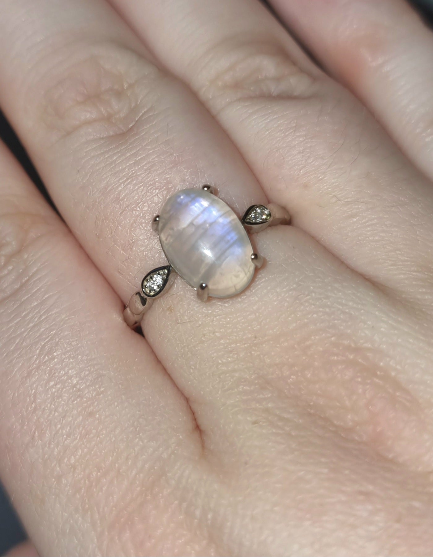 Sterling Silver Ajustable Moonstone Ring