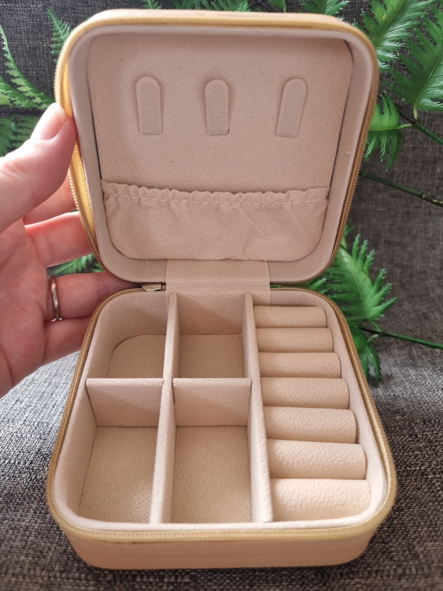 Plain Travel Jewellery Boxes