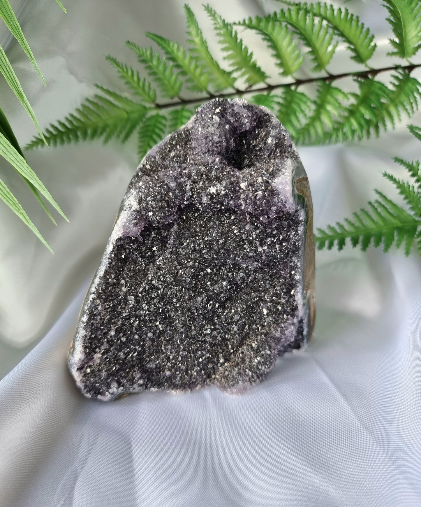 Black Amethyst Cut Base 3